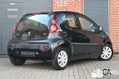 Foto van kenteken 00-XXX-2