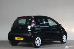 Foto van kenteken 01-HXG-7