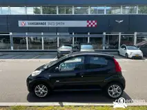 Foto van kenteken 01-PFR-4