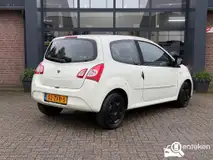 Foto van kenteken 02-ZVB-5