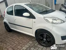 Foto van kenteken 03-NJX-1