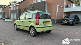 Foto van kenteken 03-ST-TR