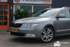 Foto van kenteken 06-XTF-1