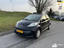 Foto van kenteken 10-TS-FP