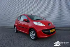 Foto van kenteken 15-XN-FD