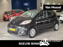 Foto van kenteken 19-ZLZ-8