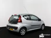 Foto van kenteken 1-SHD-06