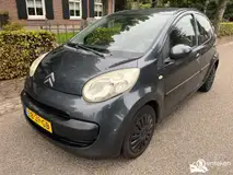 Foto van kenteken 28-ZP-GD