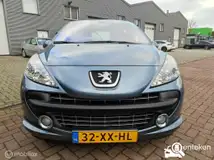 Foto van kenteken 32-XX-HL