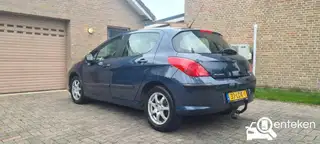 Foto van kenteken 33-LDK-1