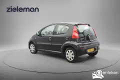 Foto van kenteken 33-NJG-2