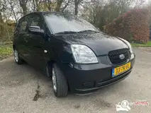 Foto van kenteken 33-TR-BL