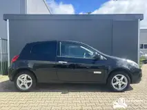 Foto van kenteken 33-XDR-4