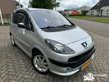 Foto van kenteken 35-TF-XJ