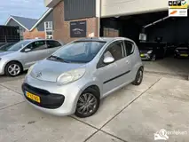 Foto van kenteken 37-XZ-BD