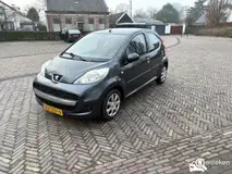 Foto van kenteken 42-STP-9
