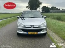 Foto van kenteken 43-GNR-8