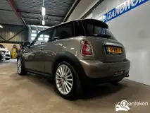 Foto van kenteken 51-RVL-7