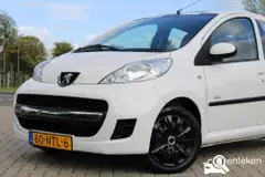 Foto van kenteken 60-NTL-6