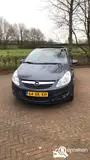 Foto van kenteken 64-XK-XH