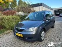 Foto van kenteken 71-RG-DD