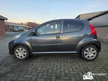 Foto van kenteken 73-SFV-9