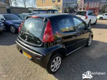 Foto van kenteken 75-RZS-7