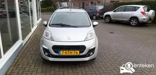 Foto van kenteken 7-KFH-76