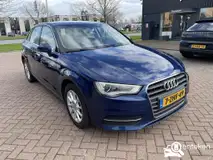Foto van kenteken 7-ZHF-49