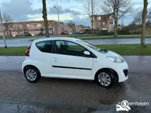 Foto van kenteken 81-TZJ-5