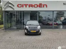 Foto van kenteken 82-XXZ-8