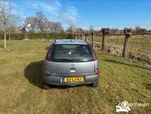 Foto van kenteken 83-LJ-RJ