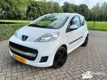 Foto van kenteken 83-LTZ-1