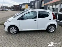 Foto van kenteken 83-XXT-8