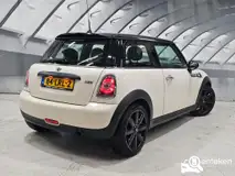 Foto van kenteken 84-LRL-2