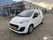 Foto van kenteken 8-KSL-77