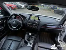 Foto van kenteken 8-KXT-01