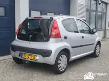 Foto van kenteken 92-GTT-5