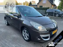 Foto van kenteken 93-LLF-1