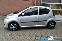 Foto van kenteken 94-TFF-4