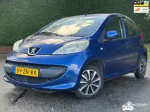 Foto van kenteken 99-ZN-RK