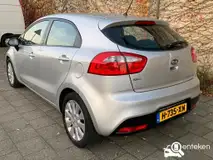 Foto van kenteken H-735-XN