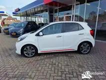 Foto van kenteken H-876-TK
