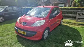 Foto van kenteken H-889-ZT