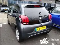Foto van kenteken H-892-VH