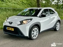Foto van kenteken HNN-28-T