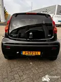 Foto van kenteken J-572-LL