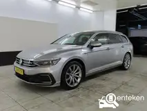 Foto van kenteken J-670-TV