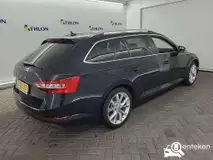Foto van kenteken L-013-XZ