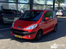 Foto van kenteken L-023-LF